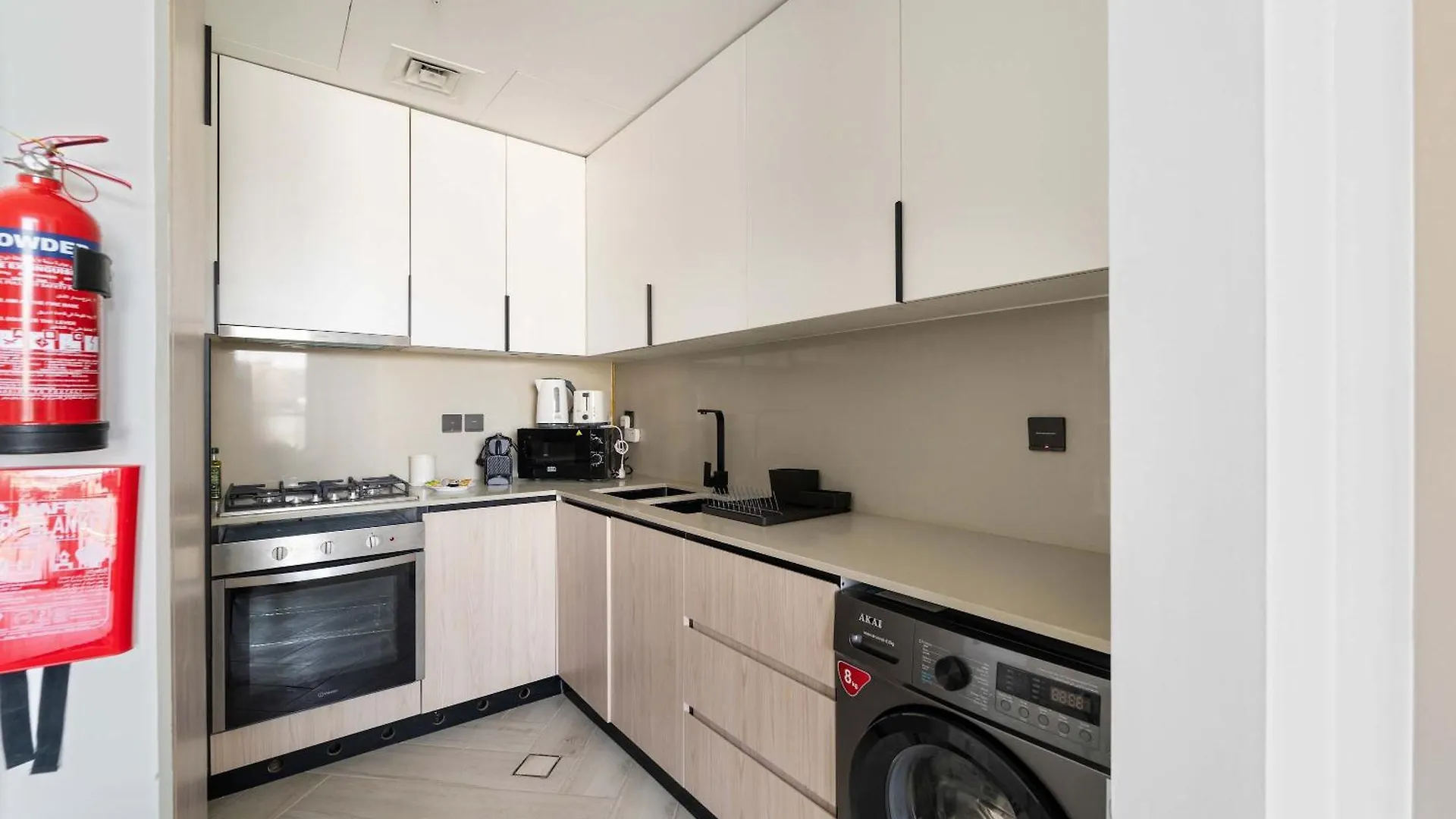 Silkhaus Stylish 1Bdr In Empire Residence -Jvc Dubai 0*,  United Arab Emirates