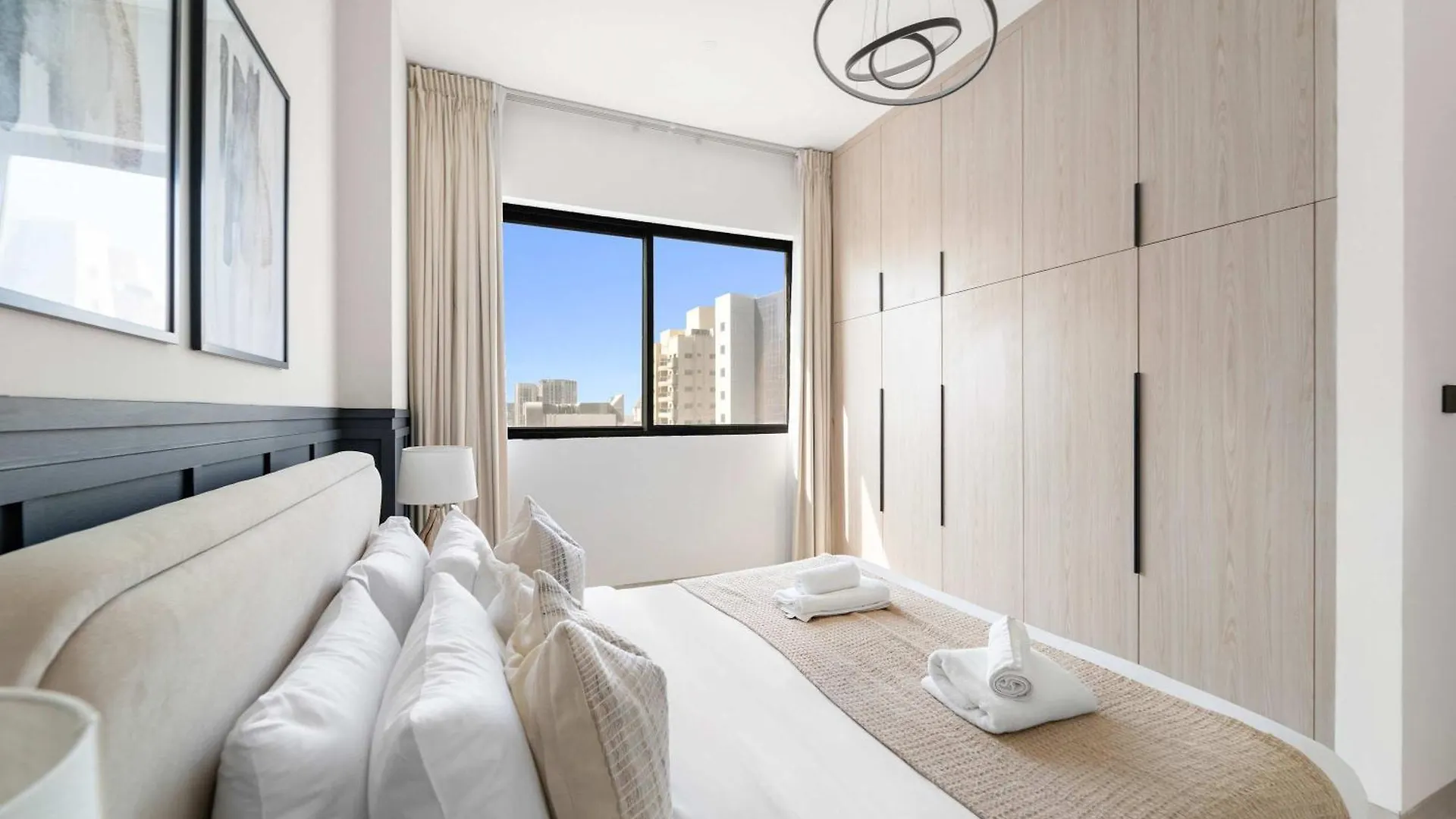 Silkhaus Stylish 1Bdr In Empire Residence -Jvc Dubai 0*,  United Arab Emirates