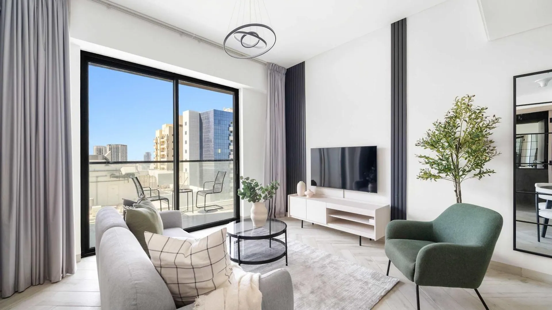 Silkhaus Stylish 1Bdr In Empire Residence -Jvc Dubai 0*,